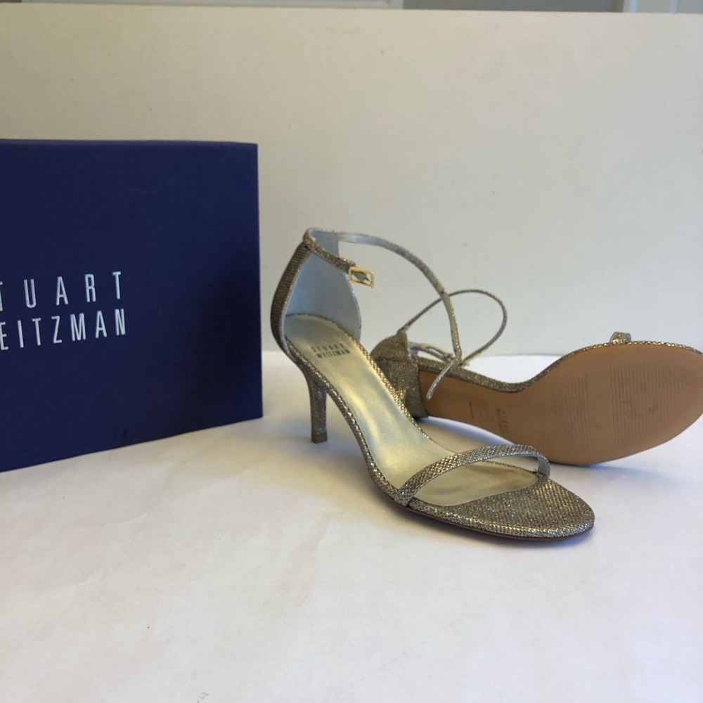 Stuart Weitzman pumps